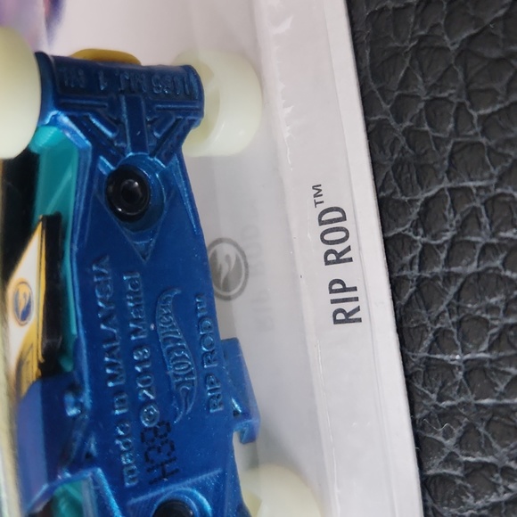 🔥Hot Wheels Treasure Hunt🔥 - Picture 3 of 8